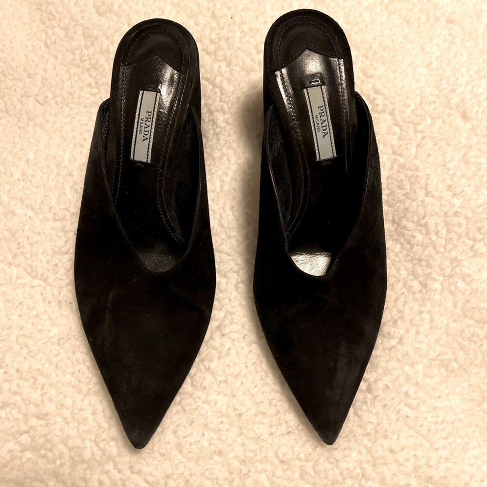 Prada pointed black heels size 38.5